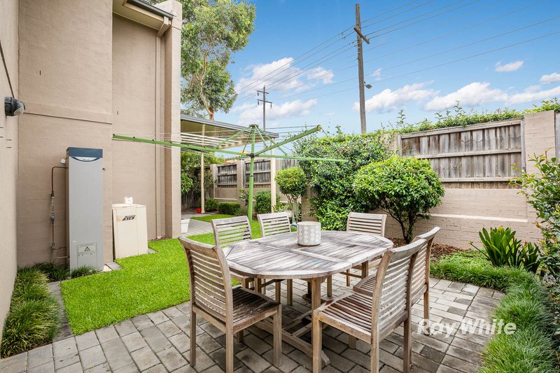 Photo - 21/11 Harrington Avenue, Castle Hill NSW 2154 - Image 12