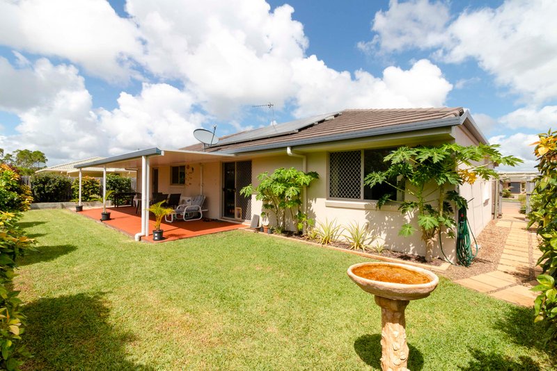 Photo - 2/111 Ibis Boulevard, Eli Waters QLD 4655 - Image 4