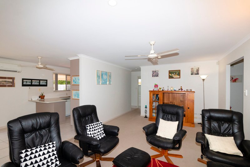 Photo - 2/111 Ibis Boulevard, Eli Waters QLD 4655 - Image 5