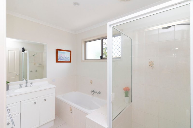 Photo - 2/111 Ibis Boulevard, Eli Waters QLD 4655 - Image 20