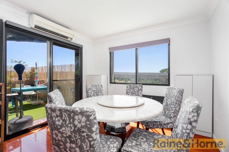 Photo - 21/11 Kilbenny Street, Kellyville Ridge NSW 2155 - Image 4