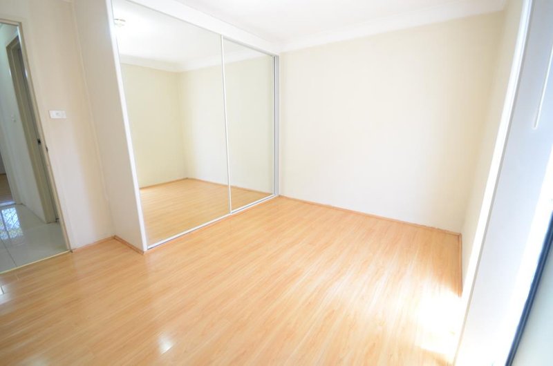 Photo - 2/111 Lane Street, Wentworthville NSW 2145 - Image 6