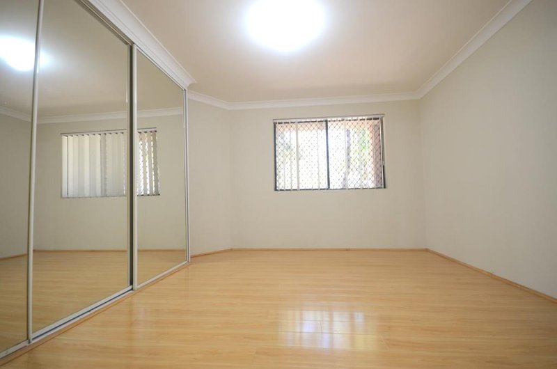 Photo - 2/111 Lane Street, Wentworthville NSW 2145 - Image 7
