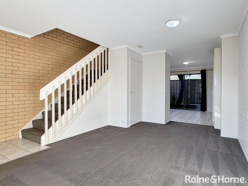 Photo - 2/111 Uriarra Road, Crestwood NSW 2620 - Image 3