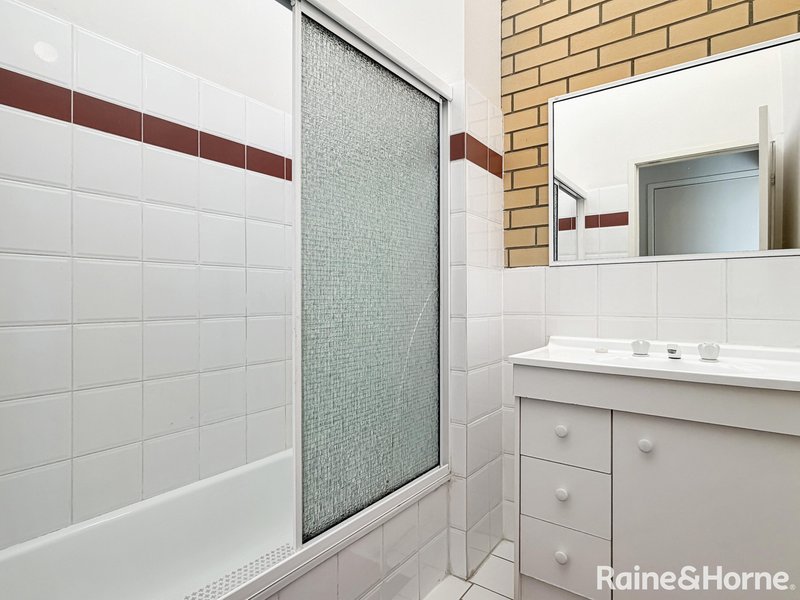 Photo - 2/111 Uriarra Road, Crestwood NSW 2620 - Image 8
