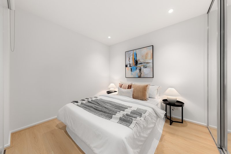 Photo - 2111/151 City Road, Southbank VIC 3006 - Image 5