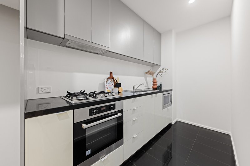 Photo - 2111/151 City Road, Southbank VIC 3006 - Image 6
