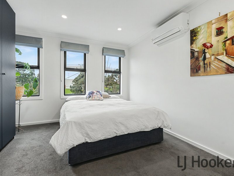 Photo - 2/1114 Stud Road, Rowville VIC 3178 - Image 8