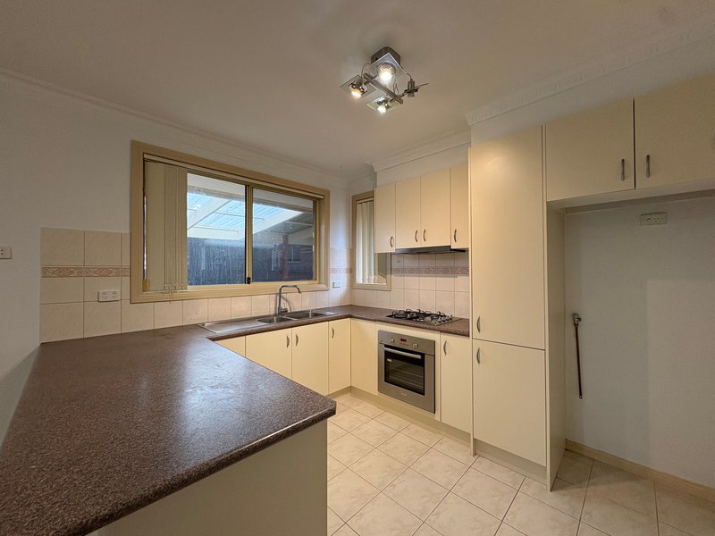 Photo - 21/12 Rufus Street, Epping VIC 3076 - Image 2