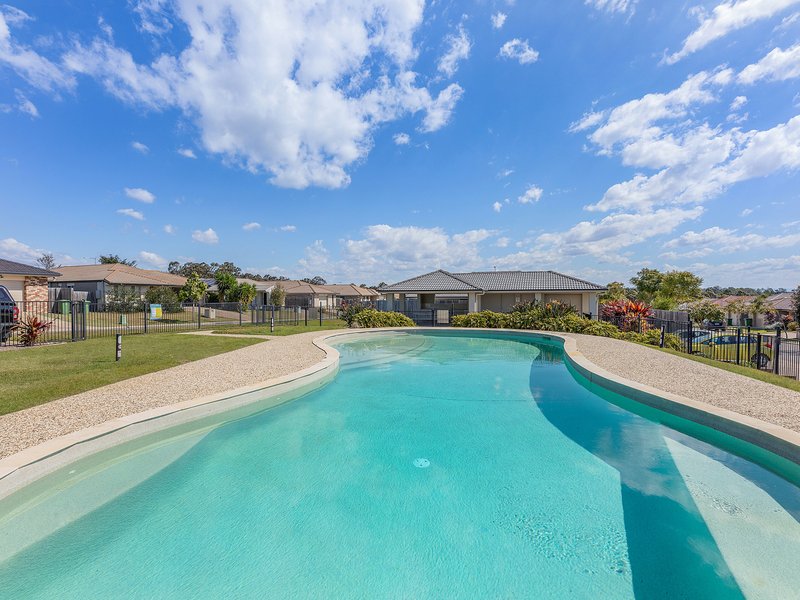 Photo - 21/12 Walnut Crescent, Lowood QLD 4311 - Image 16