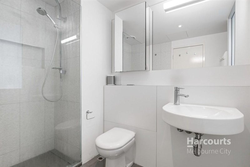 Photo - 2112/620 Collins Street, Melbourne VIC 3000 - Image 8