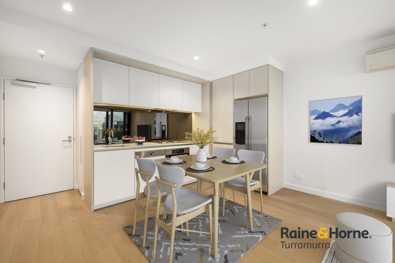 Photo - 2112/628 Flinders Street, Docklands VIC 3008 - Image 4