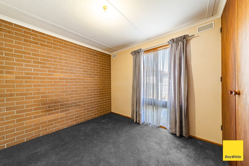 Photo - 2/113 Bobs Street, White Hills VIC 3550 - Image 5