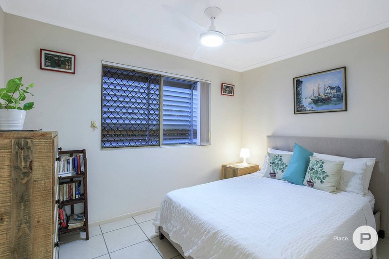 Photo - 2/113 John Street, Redcliffe QLD 4020 - Image 7