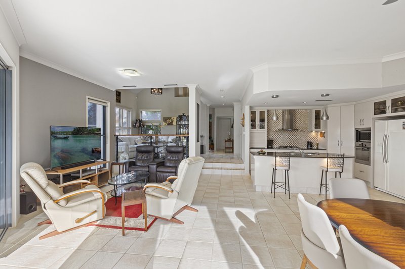 Photo - 2113/1 The Vistas Drive, Carrara QLD 4211 - Image 11