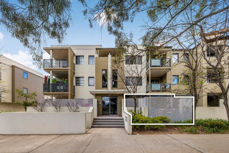 Photo - 2/114 Athllon Drive, Greenway ACT 2900 - Image 1