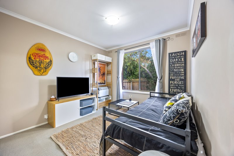 Photo - 2/114 Mansfield Avenue, Mount Clear VIC 3350 - Image 11