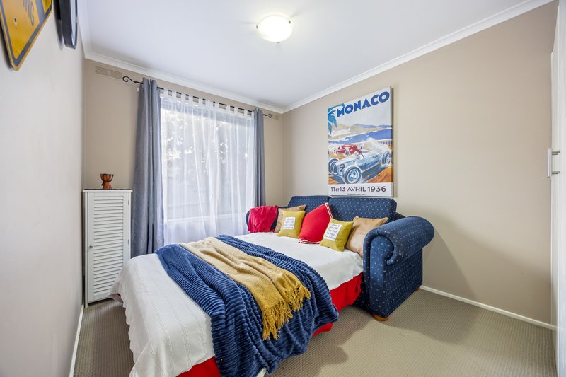 Photo - 2/114 Mansfield Avenue, Mount Clear VIC 3350 - Image 12