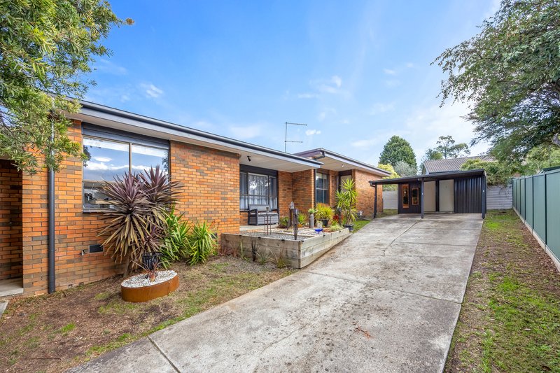 Photo - 2/114 Mansfield Avenue, Mount Clear VIC 3350 - Image 14