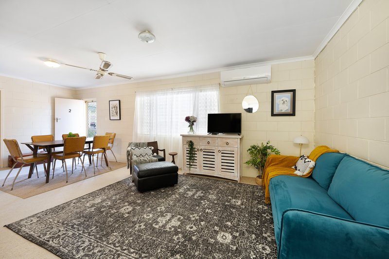 2/114 Palmer Avenue, Golden Beach QLD 4551