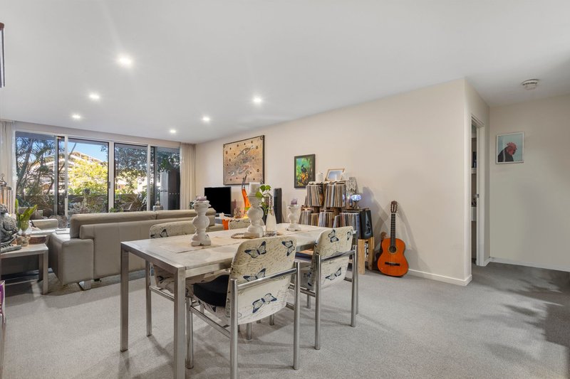 Photo - 2114/2 Activa Way, Hope Island QLD 4212 - Image 6