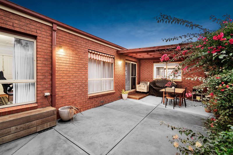 Photo - 2/115 Tambet Street, Bentleigh East VIC 3165 - Image 8