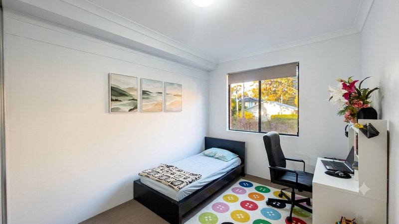 Photo - 21/16-24 Lydbrook Street, Westmead NSW 2145 - Image 2