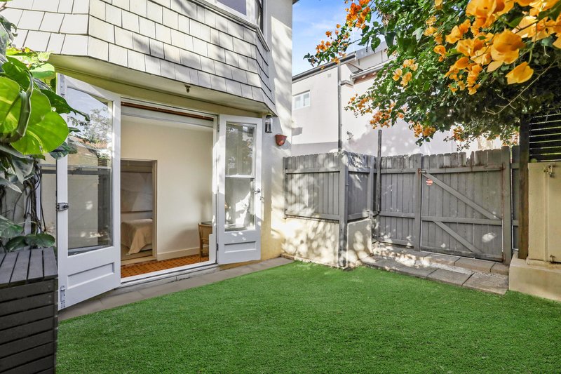 Photo - 2/116 Curlewis Street, Bondi Beach NSW 2026 - Image 3