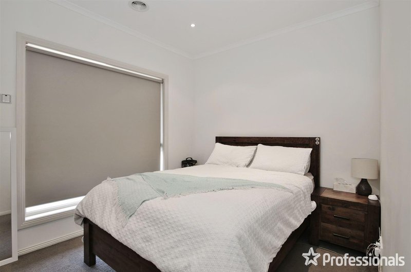 Photo - 2/116 Kelvinside Road, Noble Park VIC 3174 - Image 5