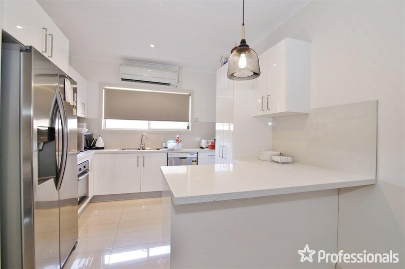 Photo - 2/116 Kelvinside Road, Noble Park VIC 3174 - Image 5