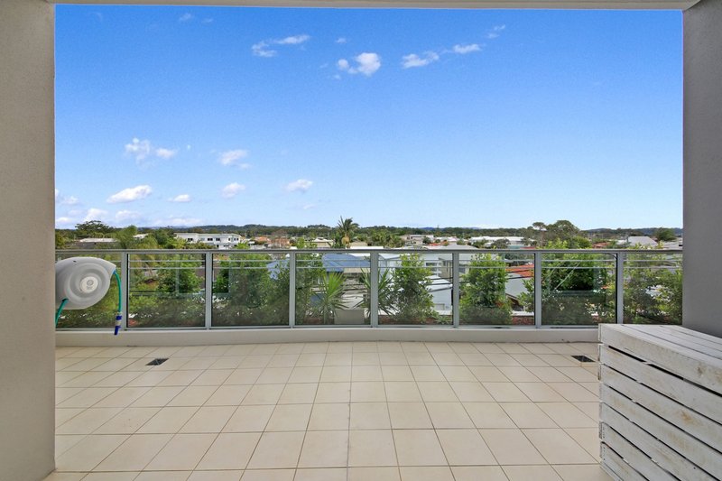 Photo - 2116/10 Fifth Avenue, Palm Beach QLD 4221 - Image 5