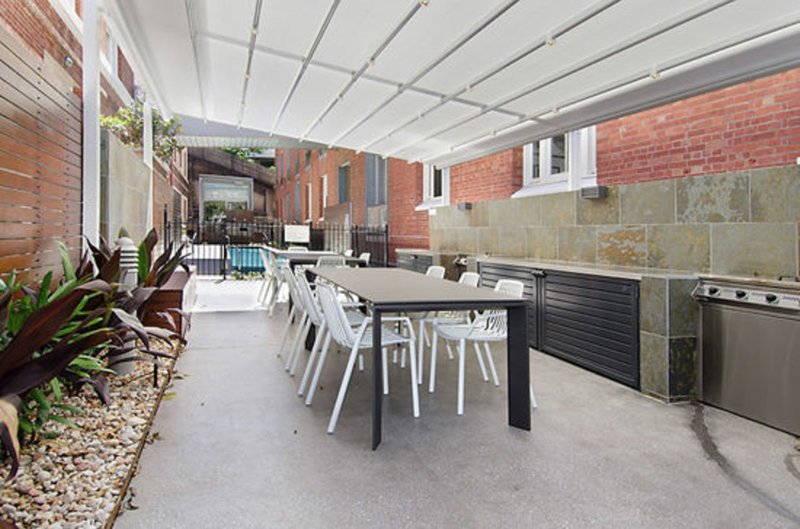 Photo - 211/64 Macquarie Street, Teneriffe QLD 4005 - Image 8