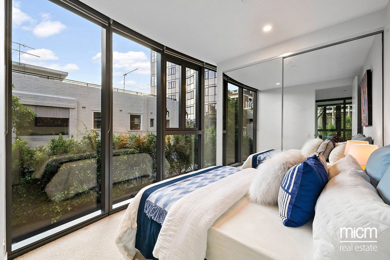 Photo - 211/681 Chapel Street, South Yarra VIC 3141 - Image 4