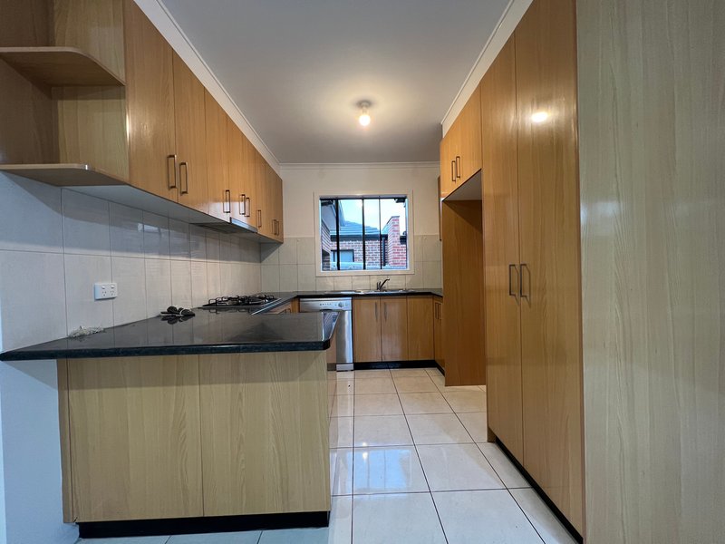 Photo - 2/117 Buckley Street, Noble Park VIC 3174 - Image 5