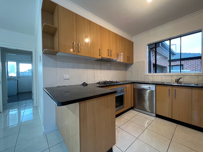 Photo - 2/117 Buckley Street, Noble Park VIC 3174 - Image 6