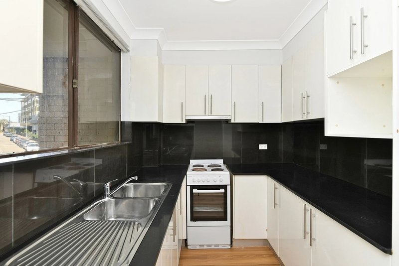 Photo - 2/117 Castlereagh Street, Liverpool NSW 2170 - Image 3