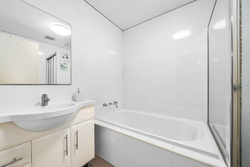 Photo - 21/17 Kilbenny Street, Kellyville Ridge NSW 2155 - Image 6