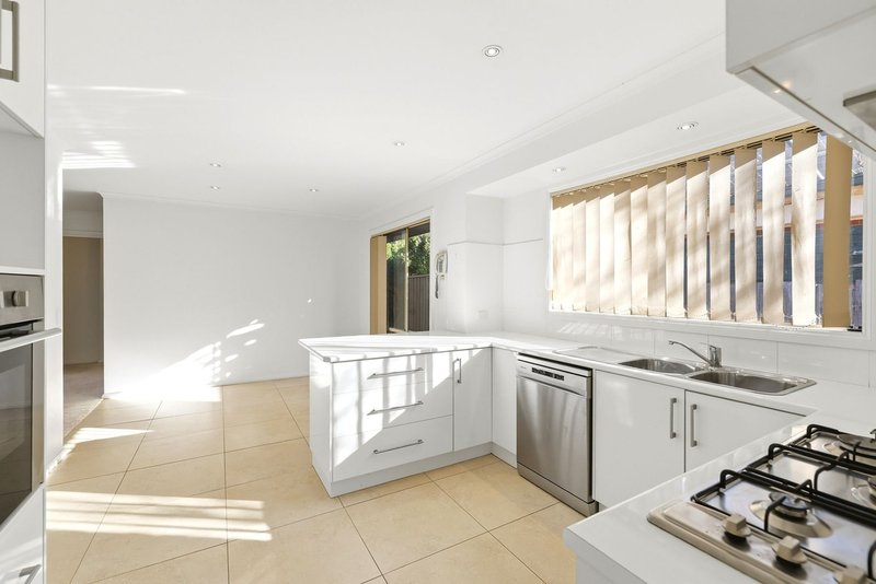 Photo - 21/17 Pilmer Street, Bacchus Marsh VIC 3340 - Image 5
