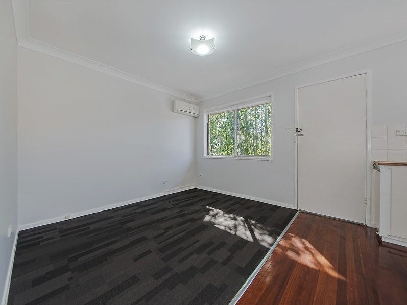 Photo - 2/117 Rawlins Street, Kangaroo Point QLD 4169 - Image 4