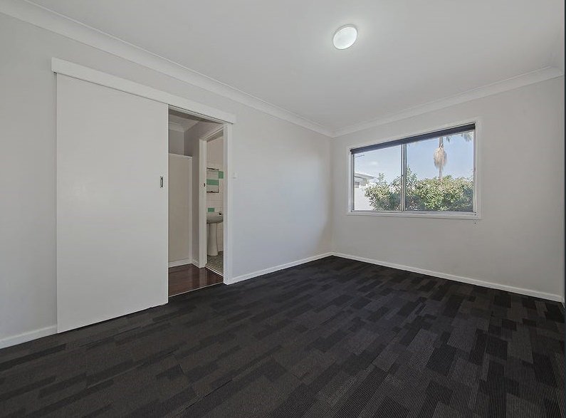 Photo - 2/117 Rawlins Street, Kangaroo Point QLD 4169 - Image 5