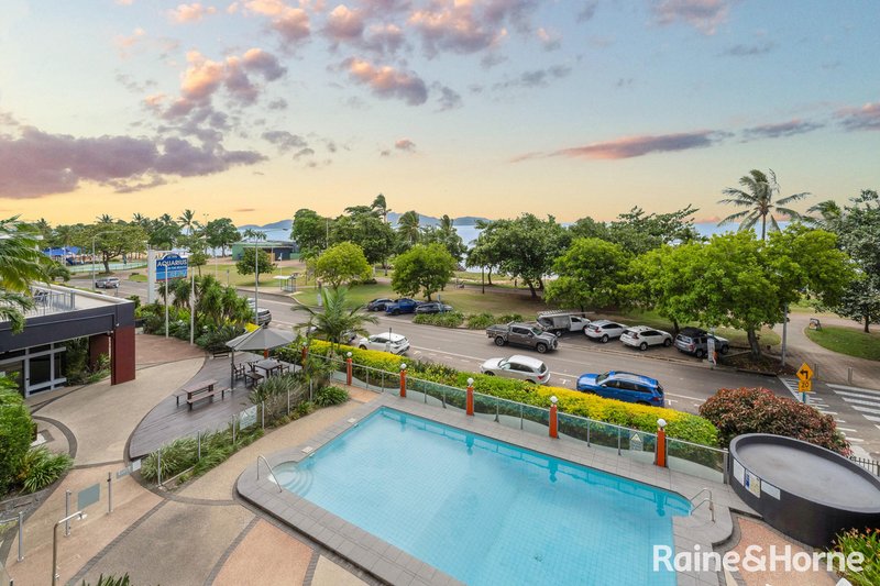 Photo - 211/75 The Strand , North Ward QLD 4810 - Image 1