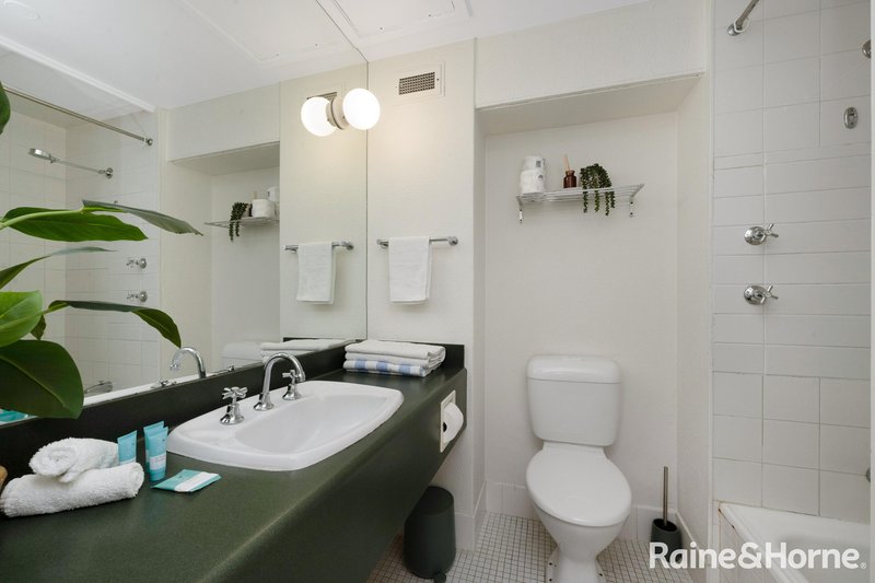 Photo - 211/75 The Strand , North Ward QLD 4810 - Image 8