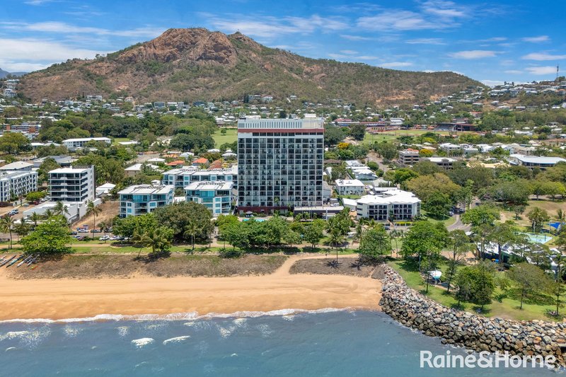 Photo - 211/75 The Strand , North Ward QLD 4810 - Image 11