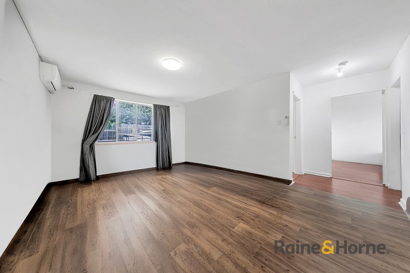 Photo - 2/118 Cuthbert Street, Broadmeadows VIC 3047 - Image 3
