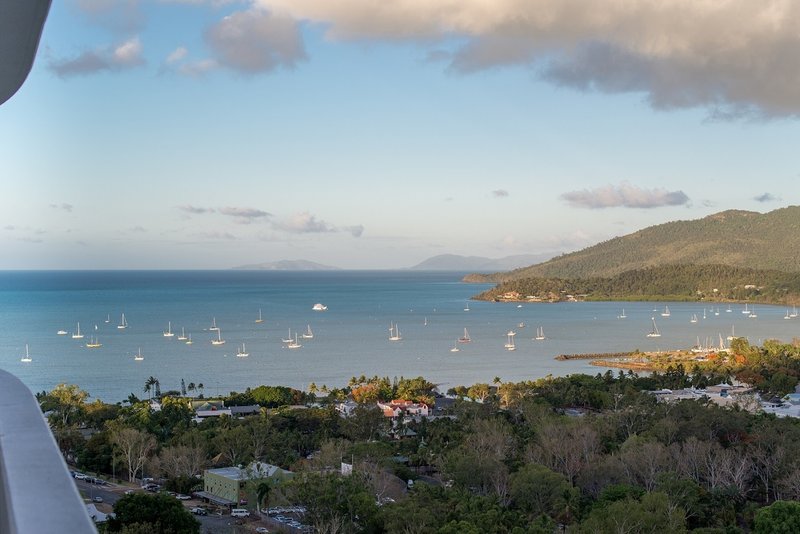 Photo - 21/18 Seaview Drive, Airlie Beach QLD 4802 - Image 10