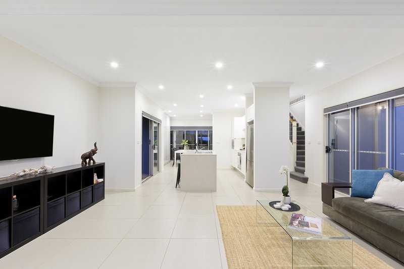 Photo - 2/118B Parkes Road, Collaroy Plateau NSW 2097 - Image 2