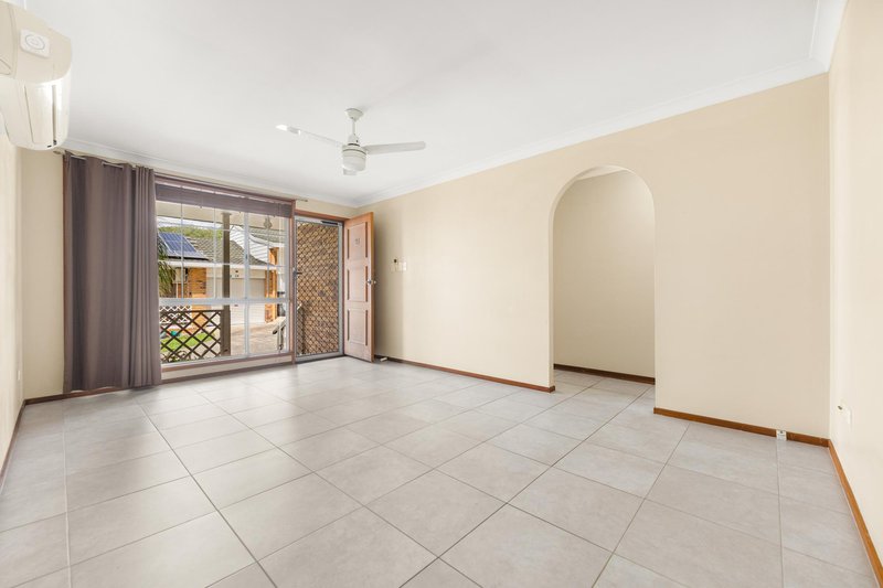 Photo - 21/19-23 Ben Lexcen Court, Mount Warren Park QLD 4207 - Image 5