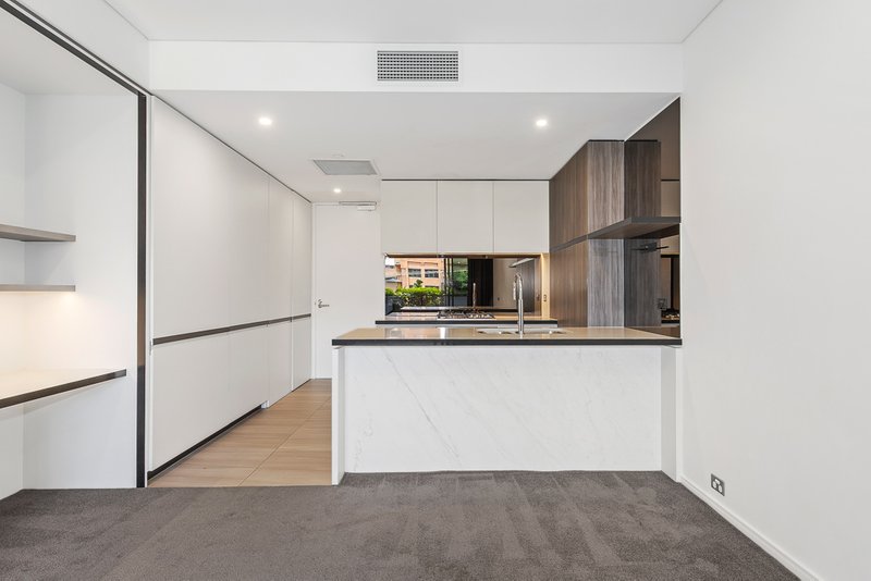 Photo - 211/9 Christie Street, South Brisbane QLD 4101 - Image 3