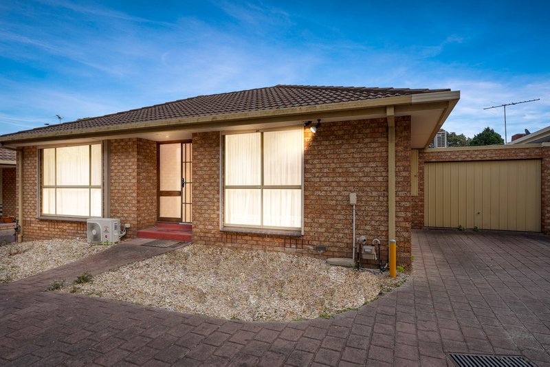 Photo - 2/1191 Heatherton Road, Noble Park VIC 3174 - Image 2