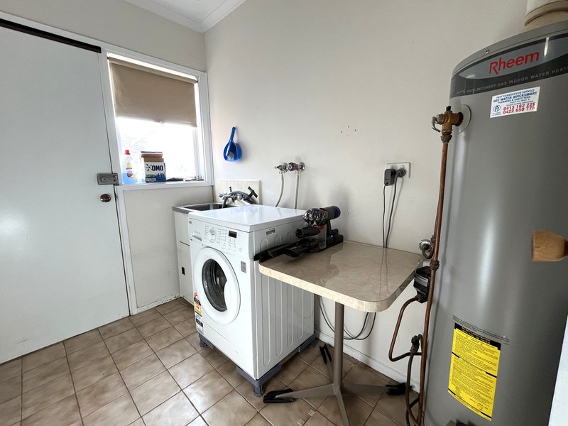 Photo - 2/119a Rennie Street, Coburg VIC 3058 - Image 7